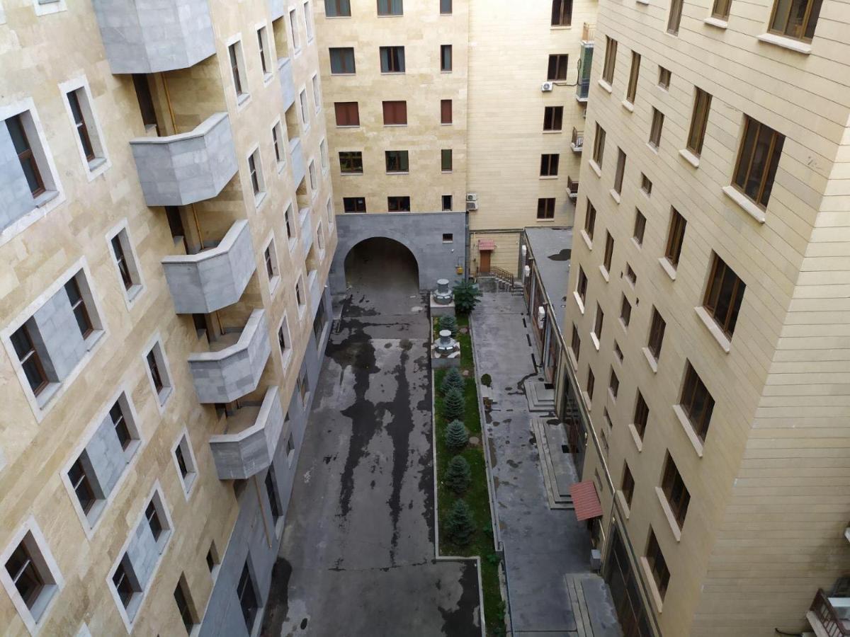 Arch Apart Hotel Erivan Exterior foto