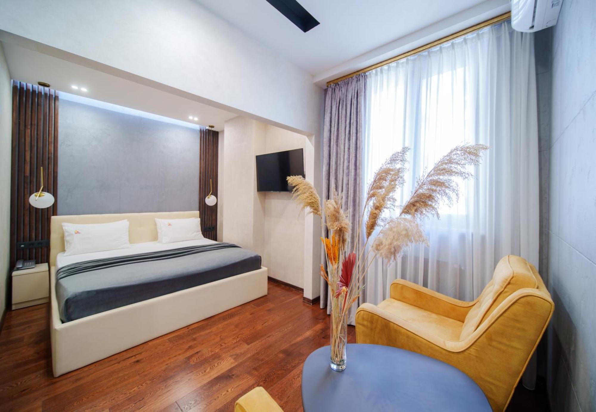 Arch Apart Hotel Erivan Exterior foto