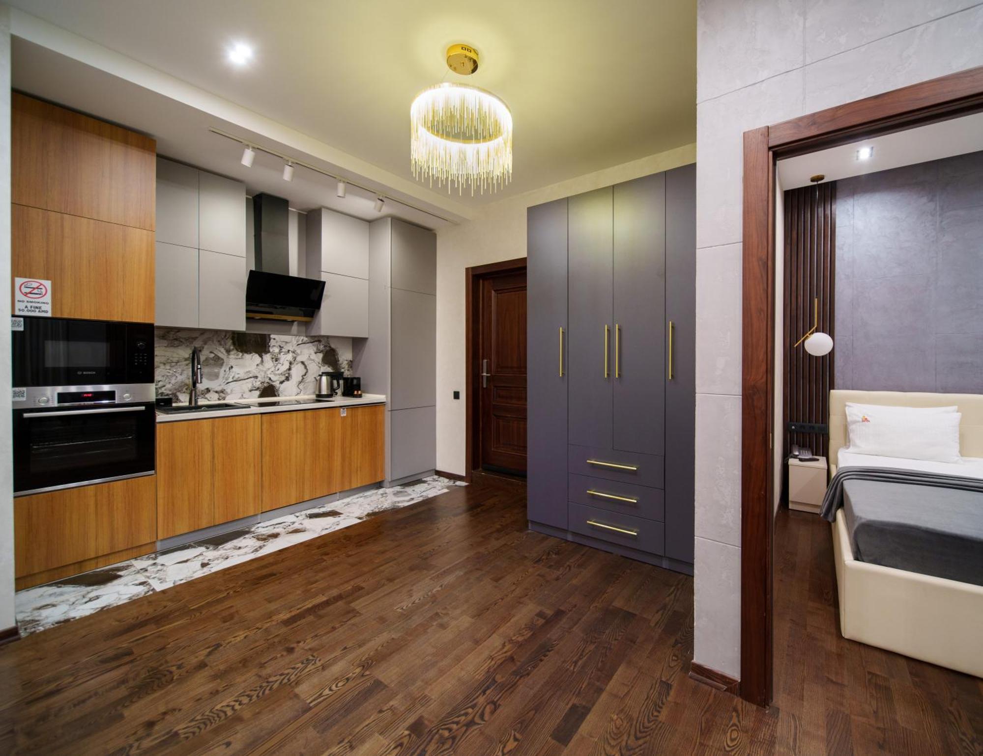Arch Apart Hotel Erivan Exterior foto